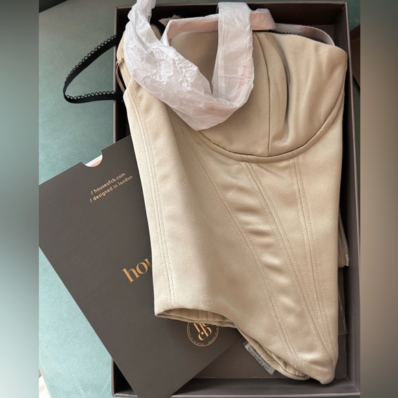 House of CB Cream and Black Corset Bra - Picture 4 of 7